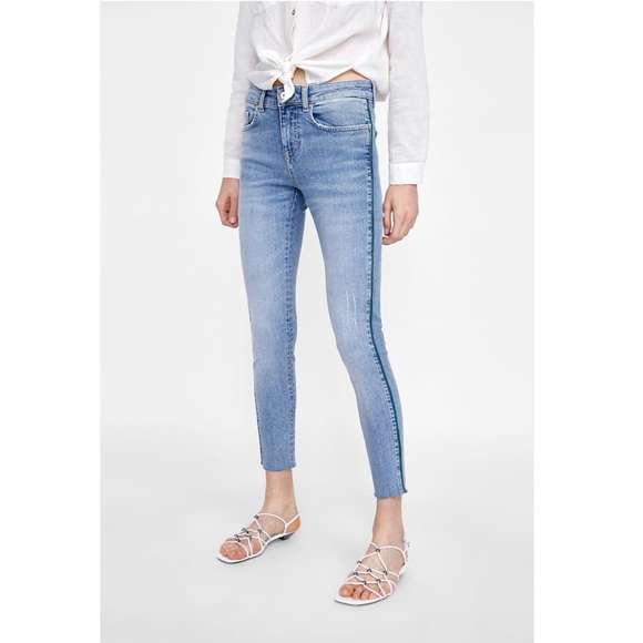 Zara Denim - Zara Jeans // 1975 Denim🌛